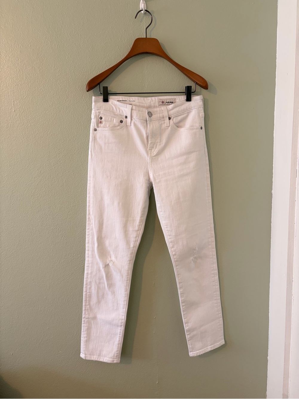 NWOT AG Adriano Goldschmied Ex-Boyfriend White Skinny Jeans